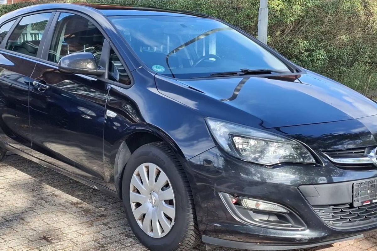 Opel Astra J 1.6 CDTI Edition 110 CV