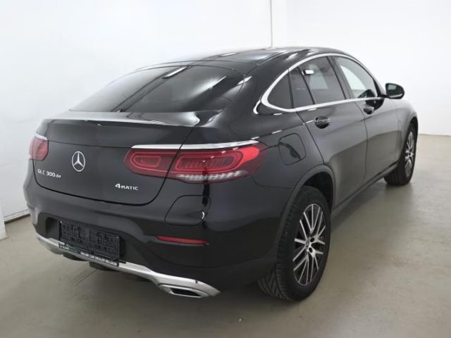 Mercedes-Benz GLC 300 de Coupé 4Matic, foto 2