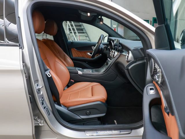 Mercedes-Benz GLC 300 d 4M Coupé AMG Line, foto 3