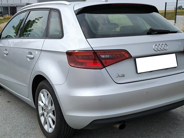 Audi A3 1.2 TFSI Sportback Attraction, foto 3