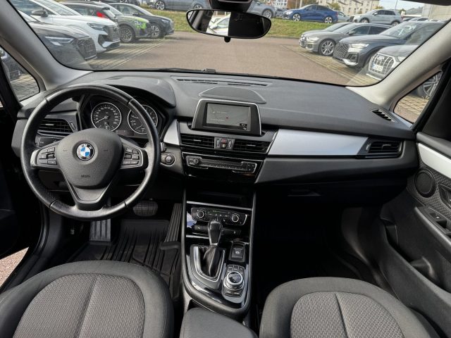 BMW 218i Active Tourer Steptronic , foto 3