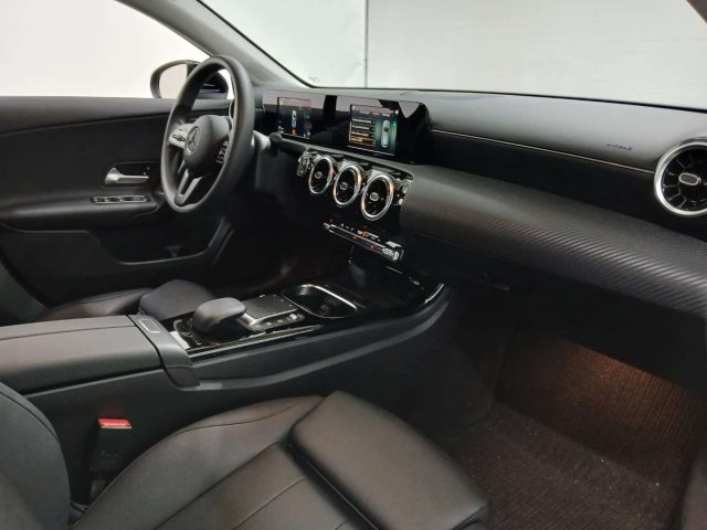 Mercedes-Benz A 180 d 8G-DCT, foto 3
