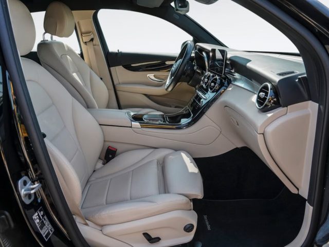 Mercedes-Benz GLC 300 d 4MATIC Coupé, foto 3