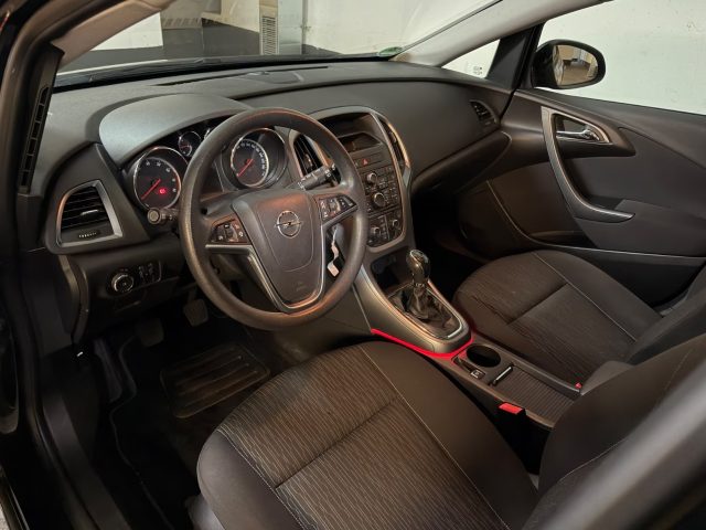 Opel Astra 1.4 Turbo Edition, foto 3