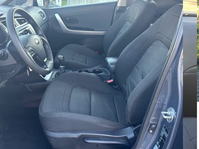 Kia cee’d 1.4 CRDi, foto 4