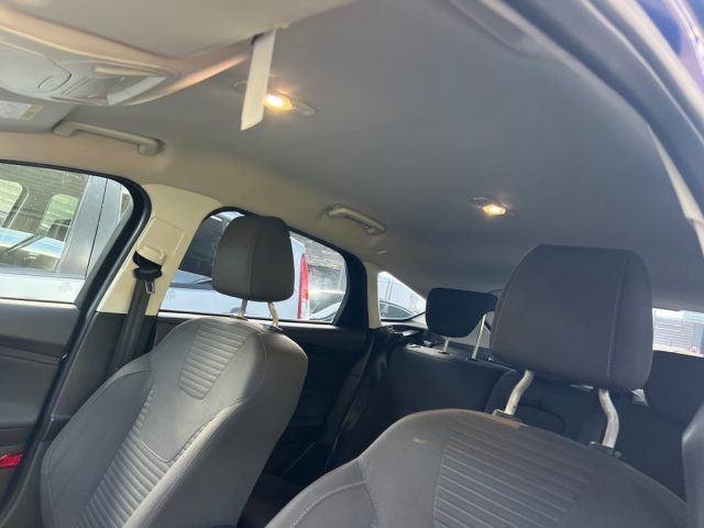 Ford Focus 1.0 FIRST EDITION, foto 7