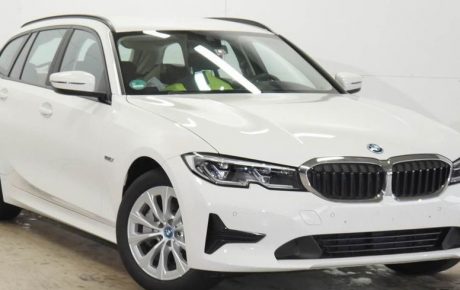 BMW 3 Series  '2022