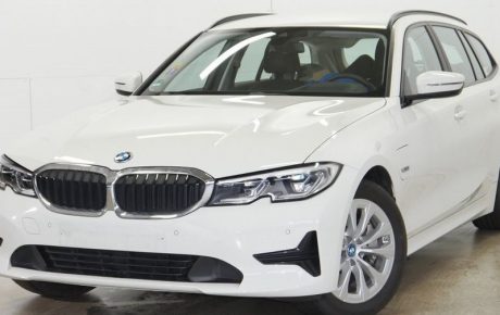 BMW 3 Series  '2022