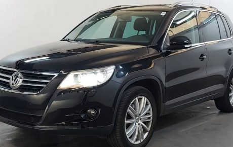 Volkswagen Tiguan  '2011
