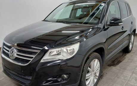 Volkswagen Tiguan  '2011