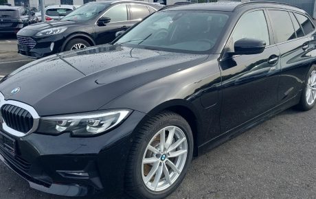 BMW 3 Series  '2021