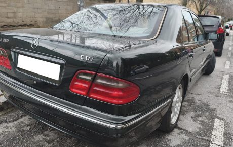 Mercedes-Benz Clase E  '2001