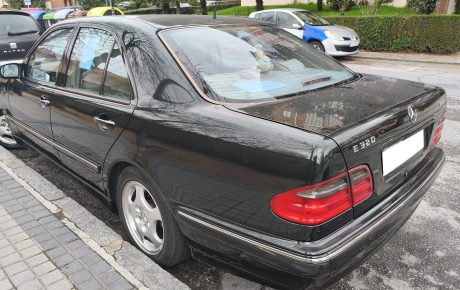 Mercedes-Benz Clase E  '2001
