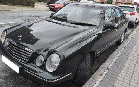 Mercedes-Benz Clase E  '2001