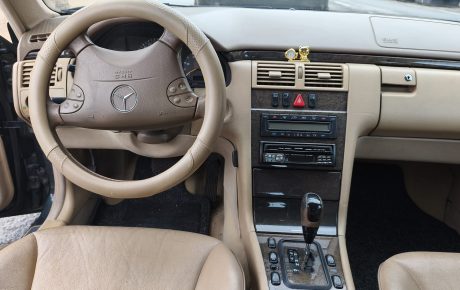 Mercedes-Benz Clase E  '2001