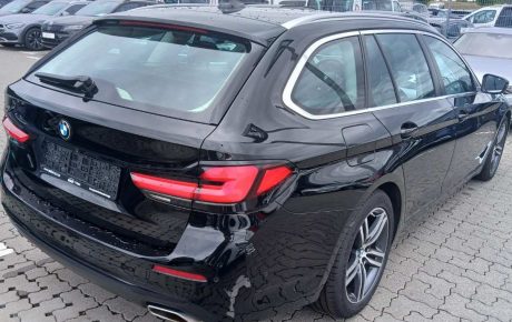 BMW 520d xDrive Touring Steptronic, foto 2