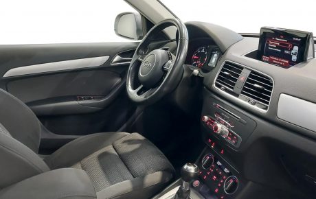 Audi Q3 2,0 TDI S-tronic, foto 3