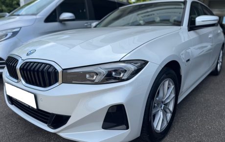 BMW 3 Series  '2023