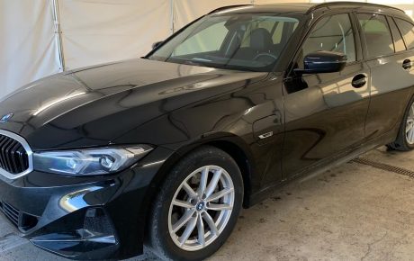 BMW 3 Series  '2022