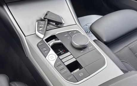 BMW 330 e Touring, foto 11