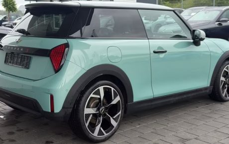 MINI Cooper  '2024