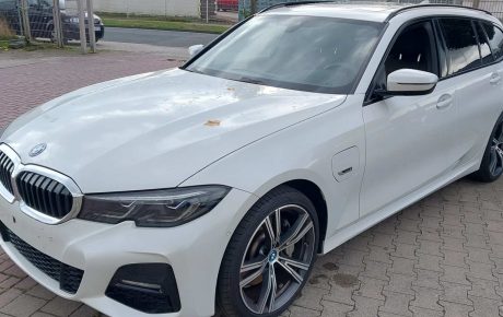 BMW 3 Series  '2022